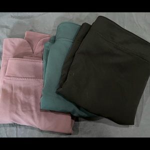 3 almost new woman skirts, size large